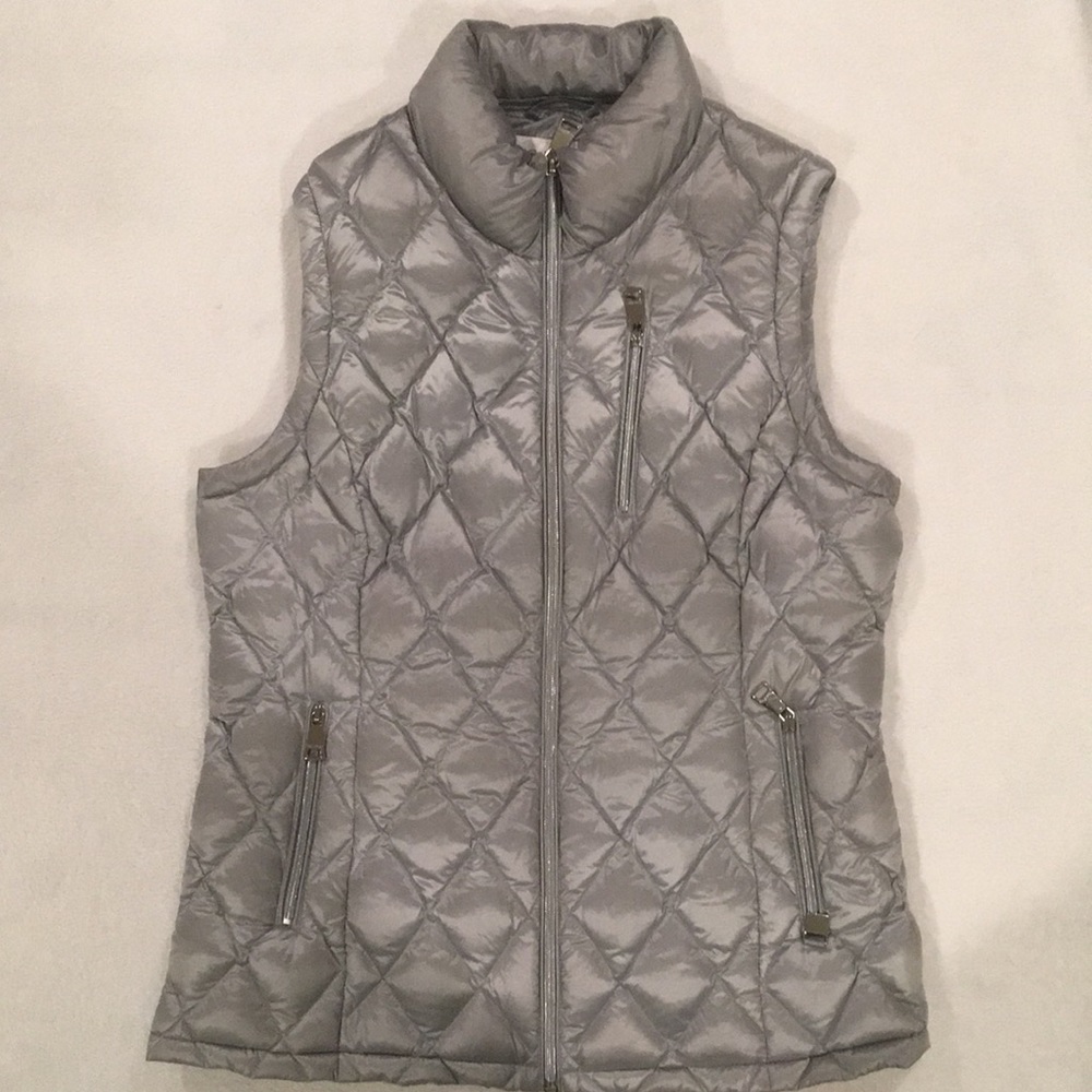 grey calvin klein vest ✨